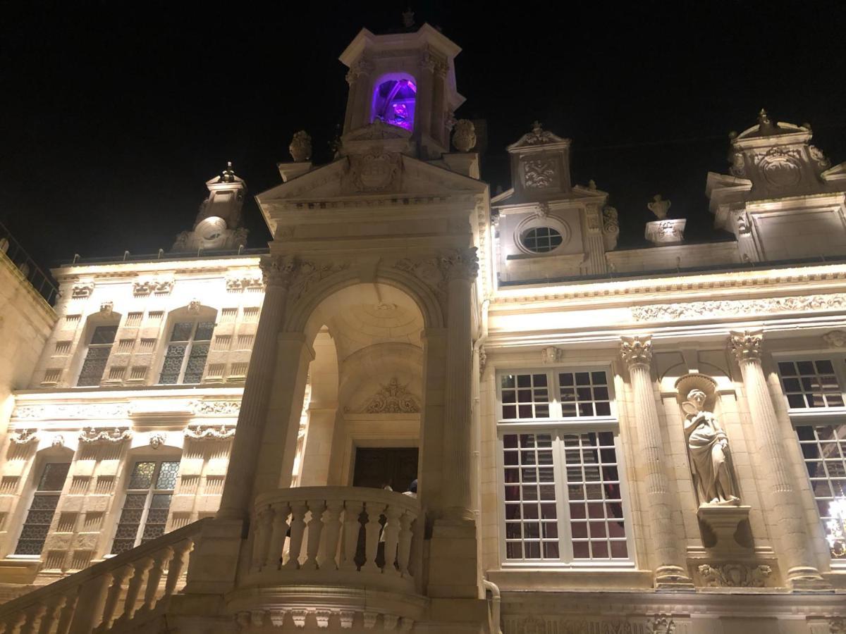 Nuit Insolite Sur Un Voilier Au Coeur De La Rochelle La Rochelle  Eksteriør billede
